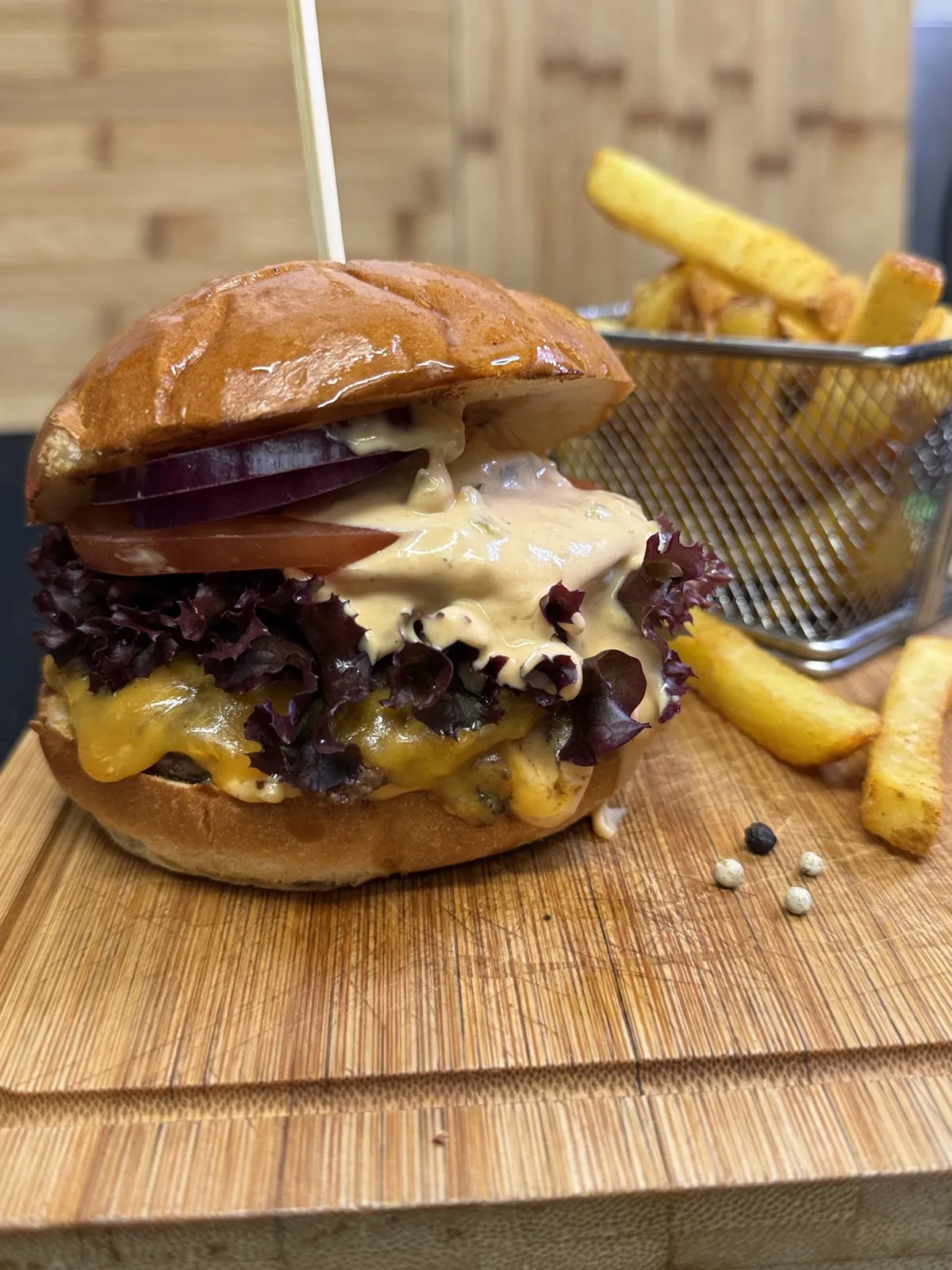 Cheeseburger – Halal im Samarkand München