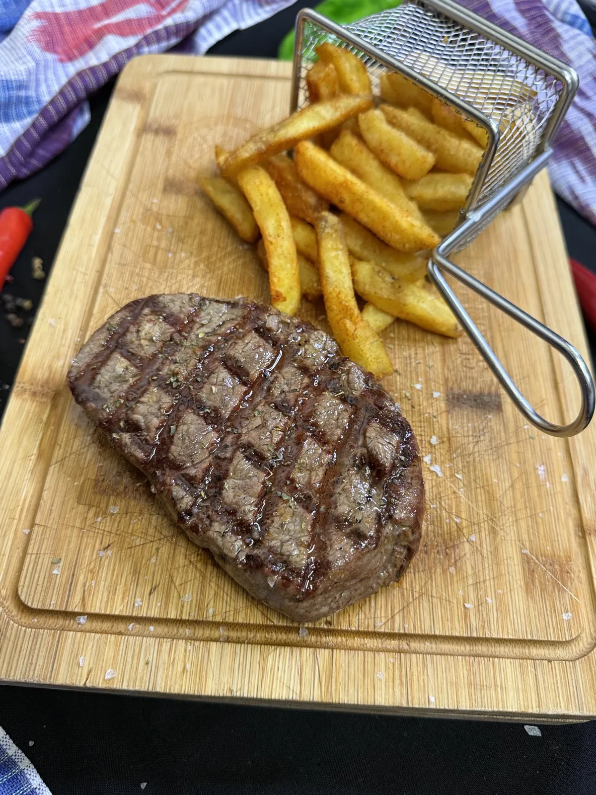 Filet Steak – Halal im Samarkand München