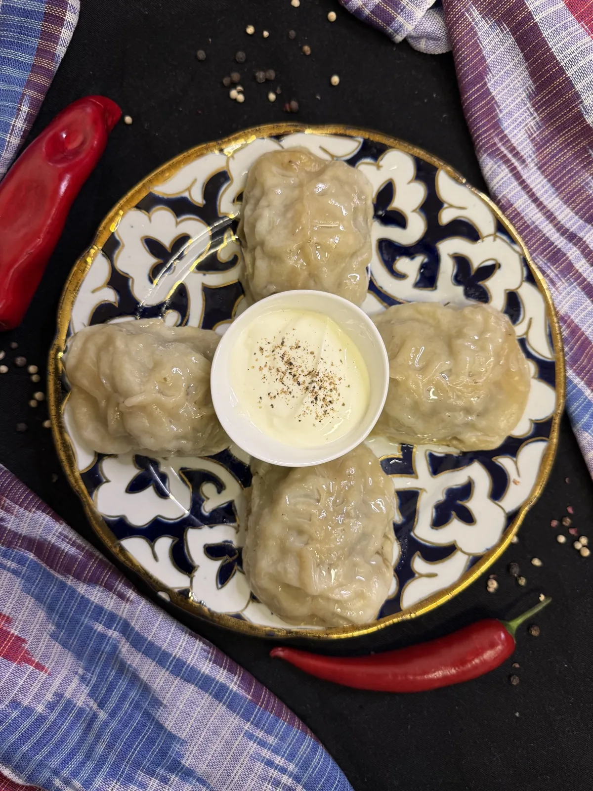 Hausgemachte usbekische Manti im Samarkand München