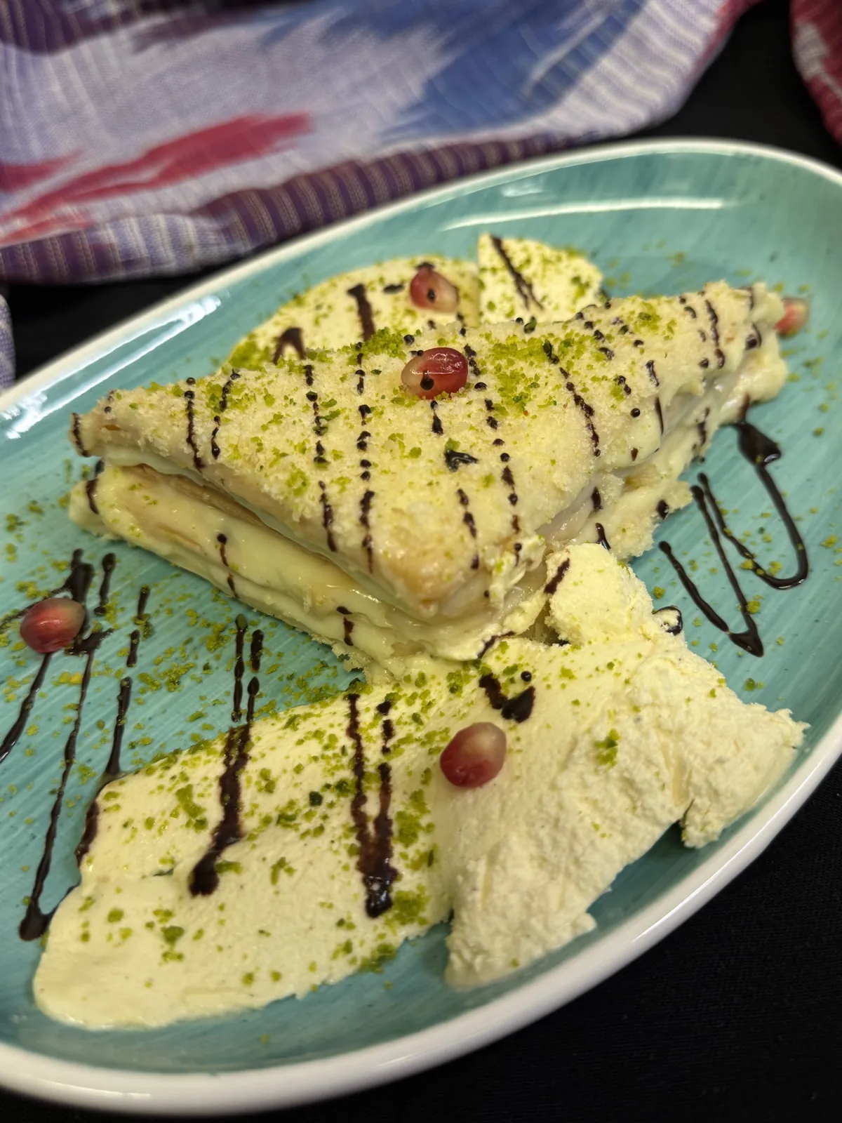 Hausgemachte Napoleon Torte im Samarkand München
